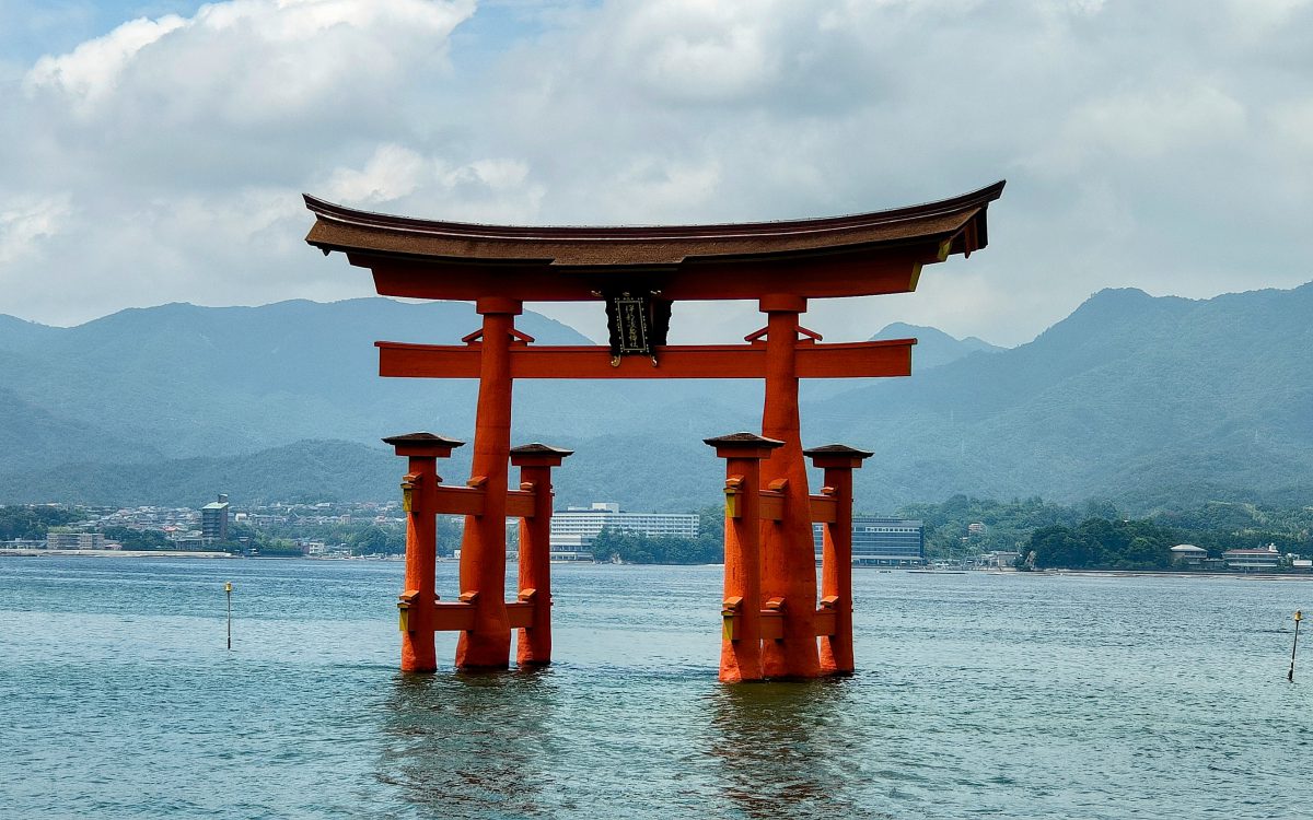 Torii de Itsukushima-jinja à Miyajima