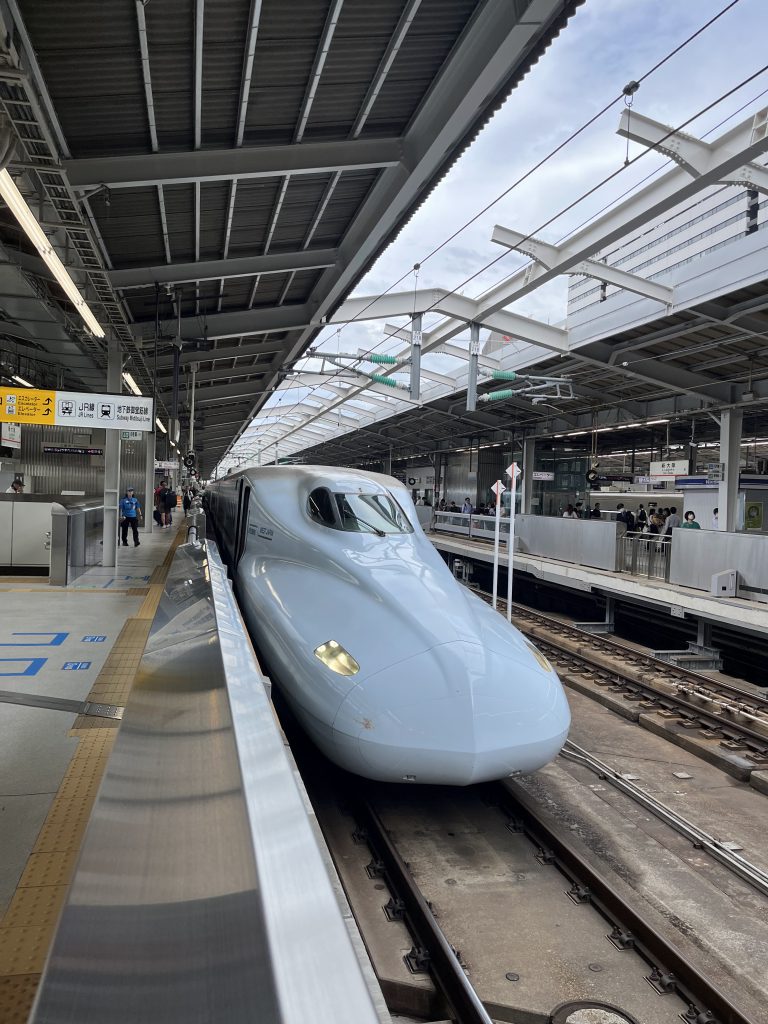 Train Shinkansen