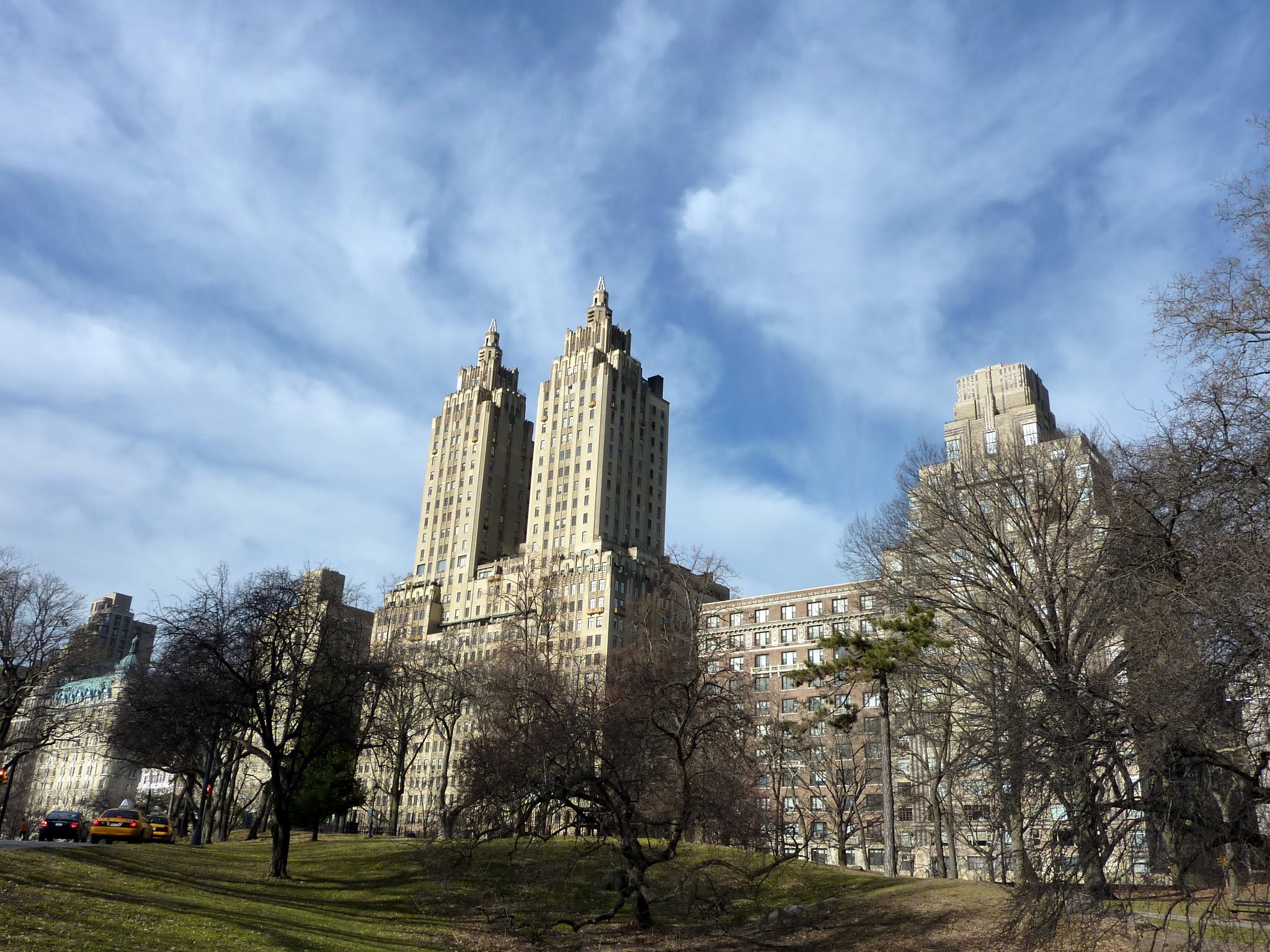 2012, Jour 3 : Central Park, 5ème avenue, Intrepid San Remo Apartments