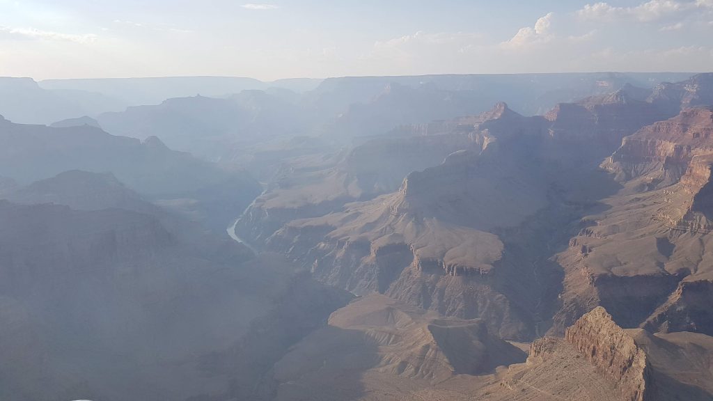 Le Colorado au fond du Grand Canyon