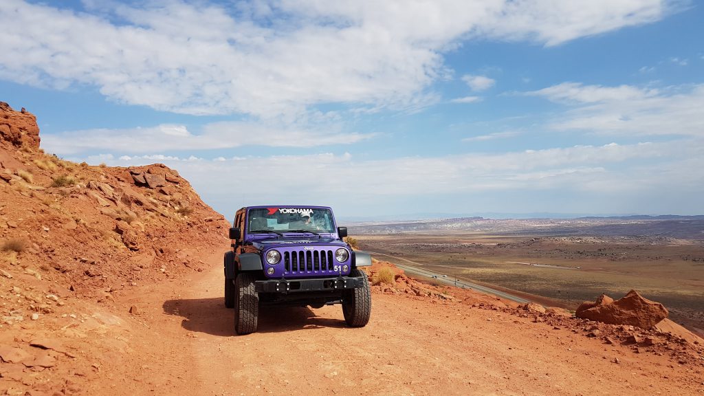 En jeep dans Canyonlands 