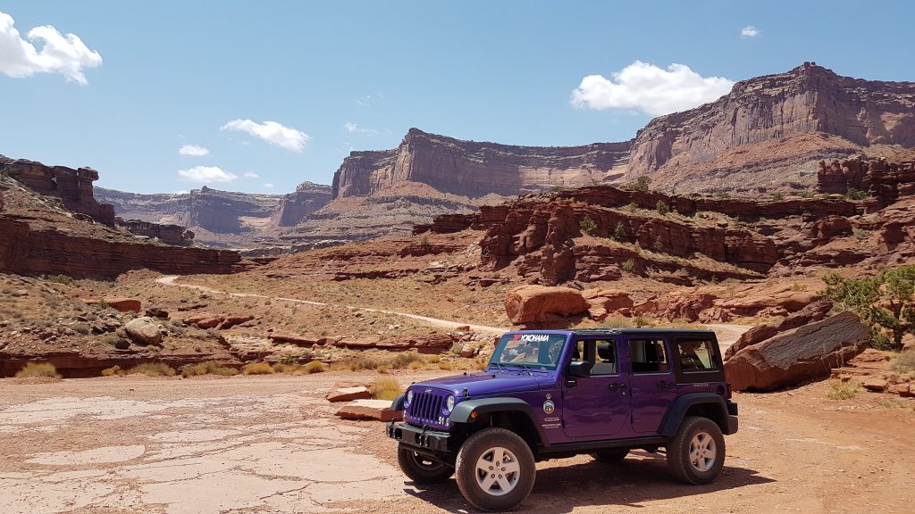 En jeep dans Canyonlands 