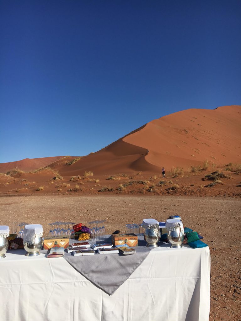 Petit déjeuner dans les dunes