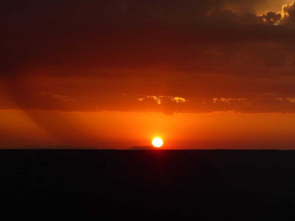 Coucher de soleil sur le Grand Canyon