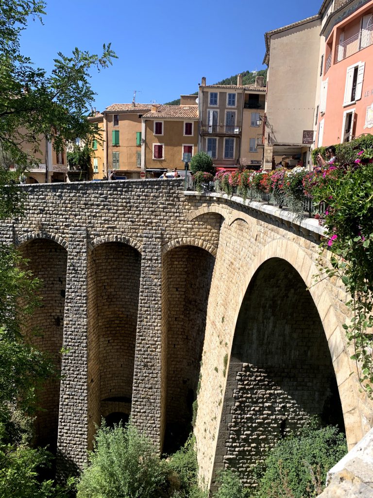 Moustiers Sainte Marie