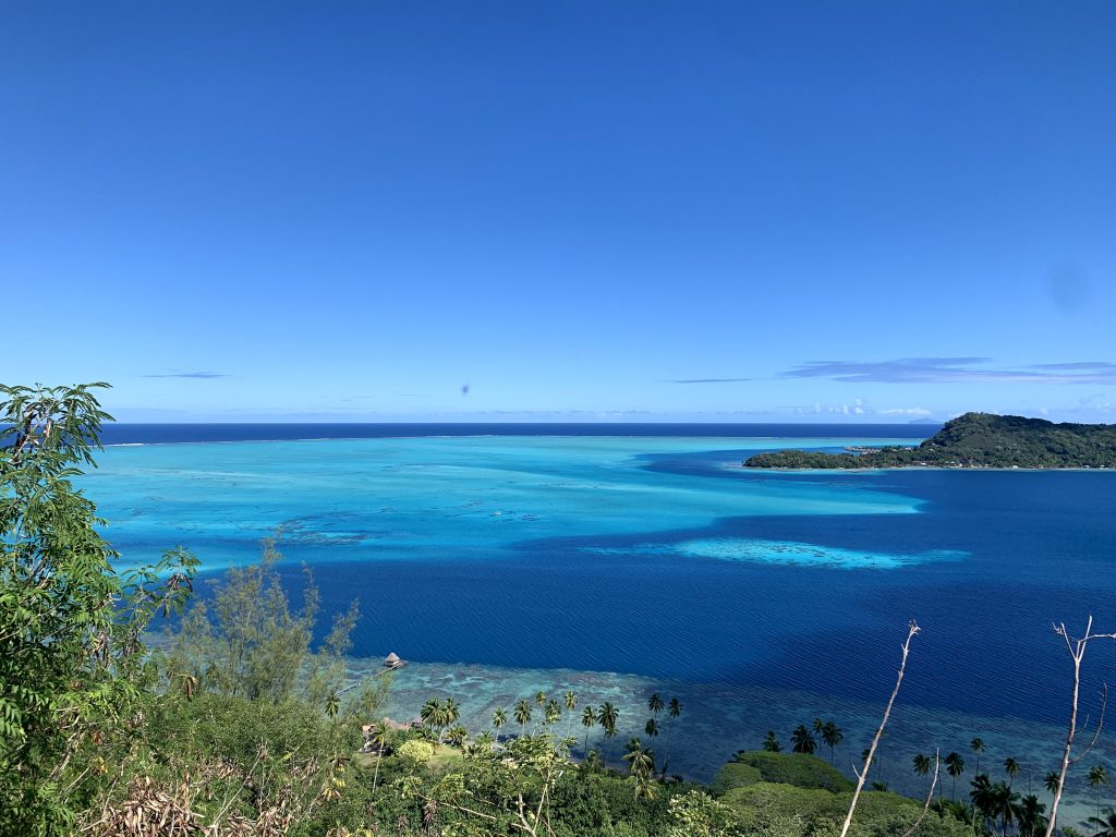 Vue sur le lagon de Bora Bora