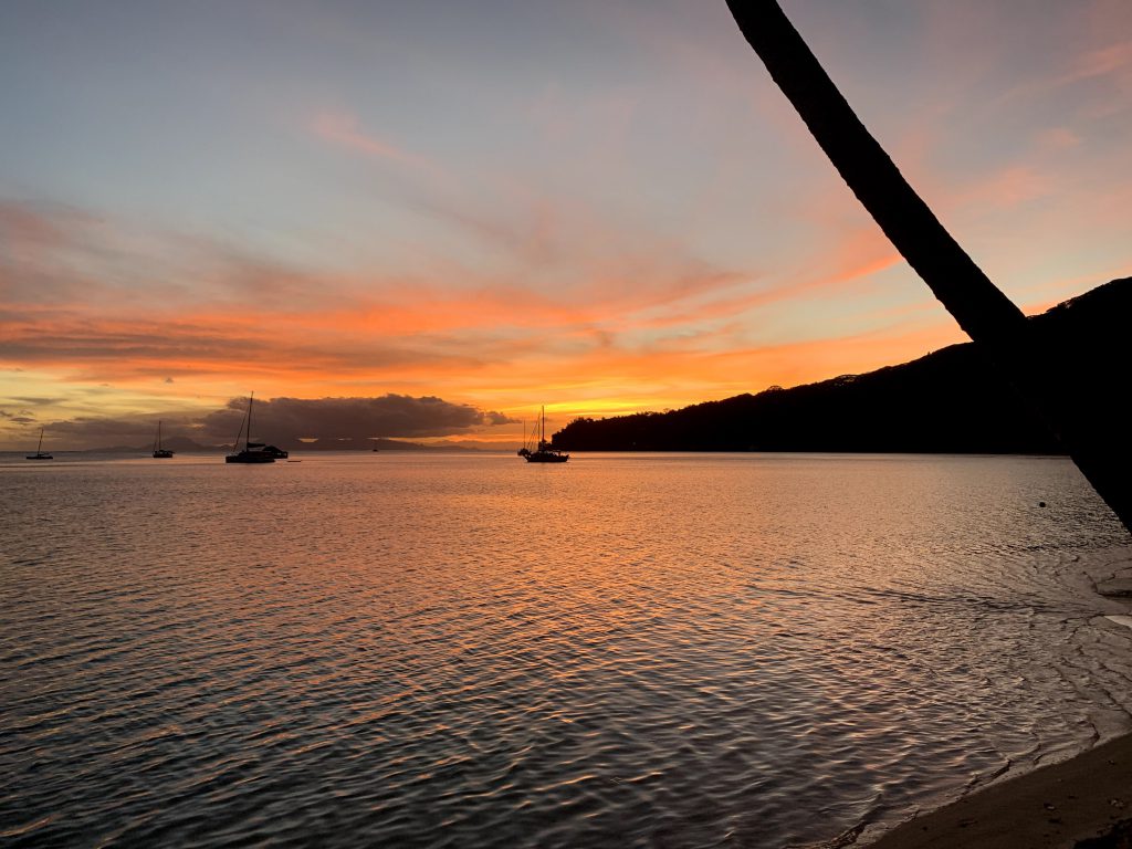 Coucher de soleil à Huahine