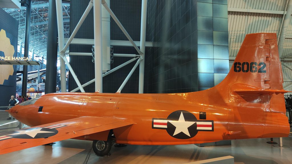 X-1 au Steven F. Udvar-Hazy Center