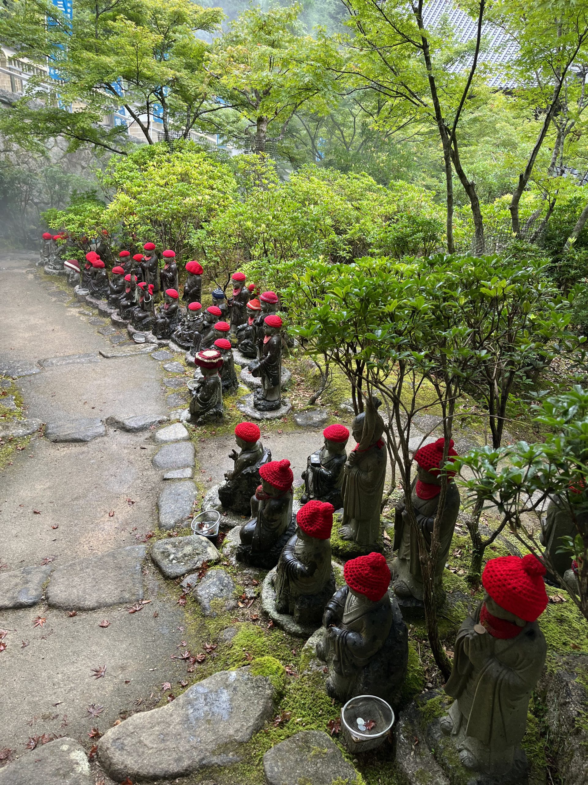 Statues de Bouddha au Daisho-in