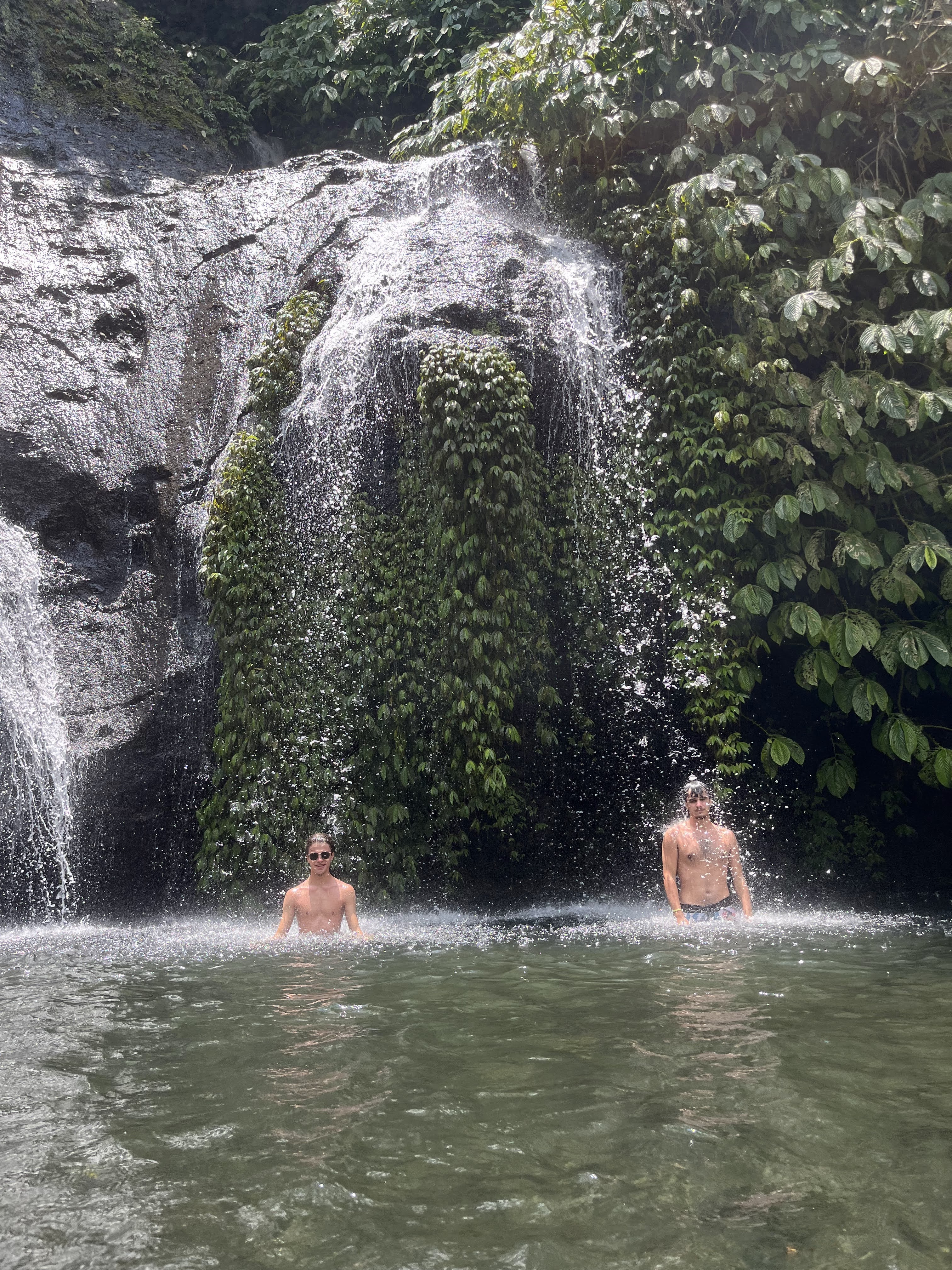 Chutes de Banyumala