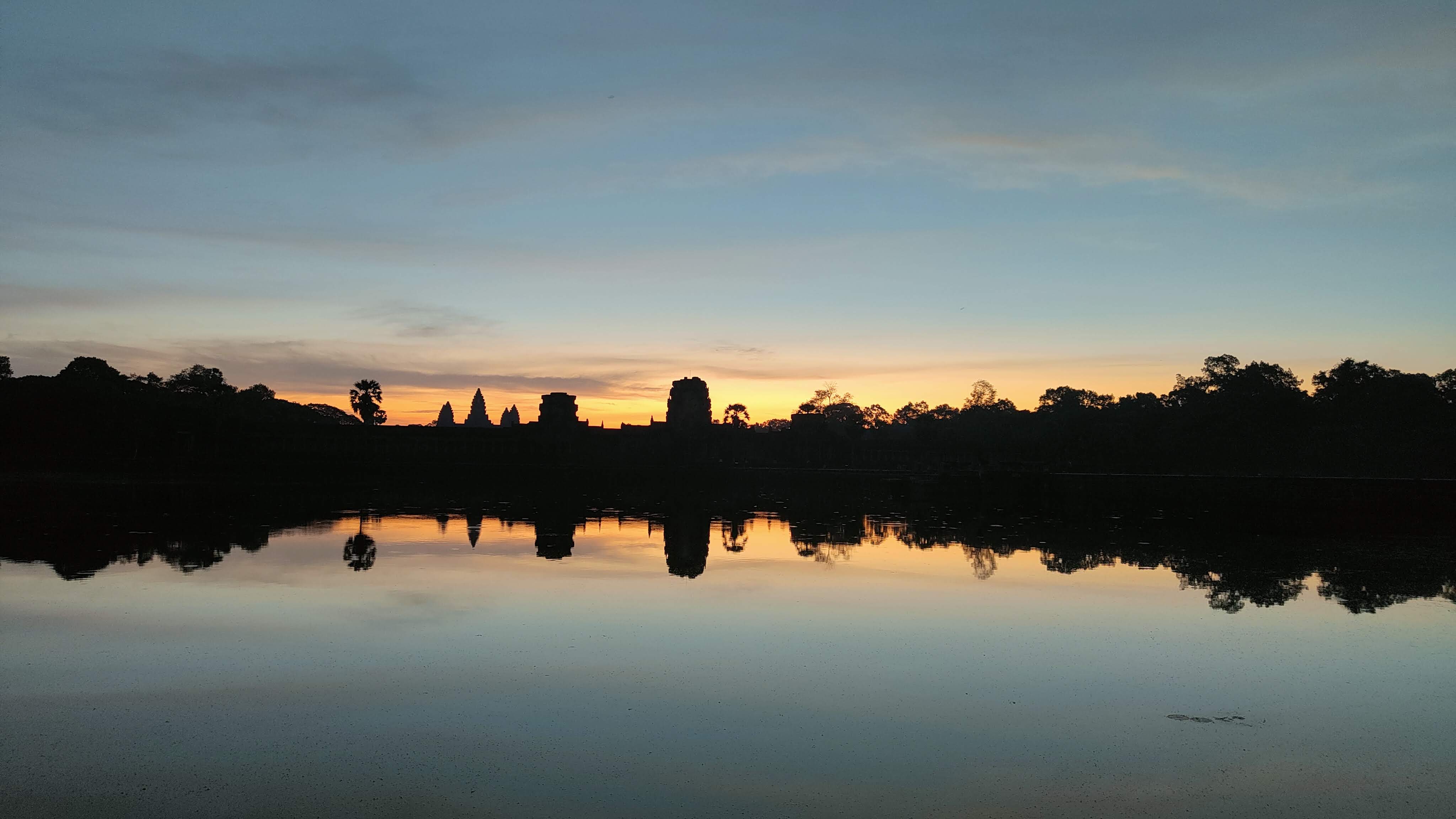 Lever de soleil sur Angkor Vat