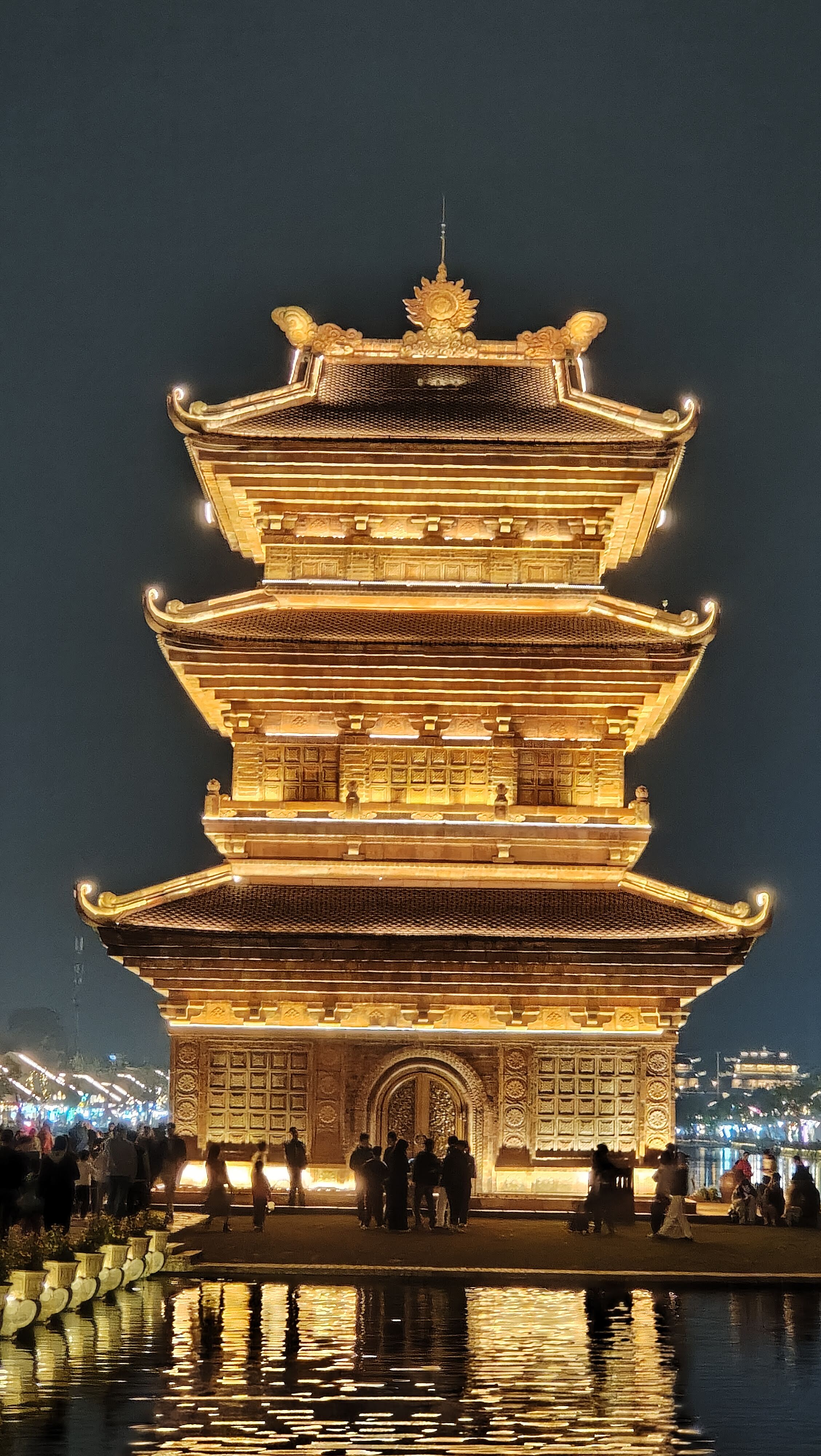 Hoa Lu Old town